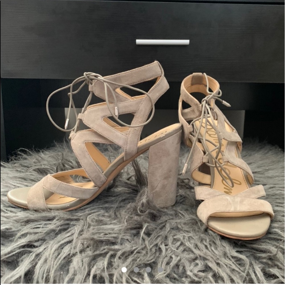 Tie up heels